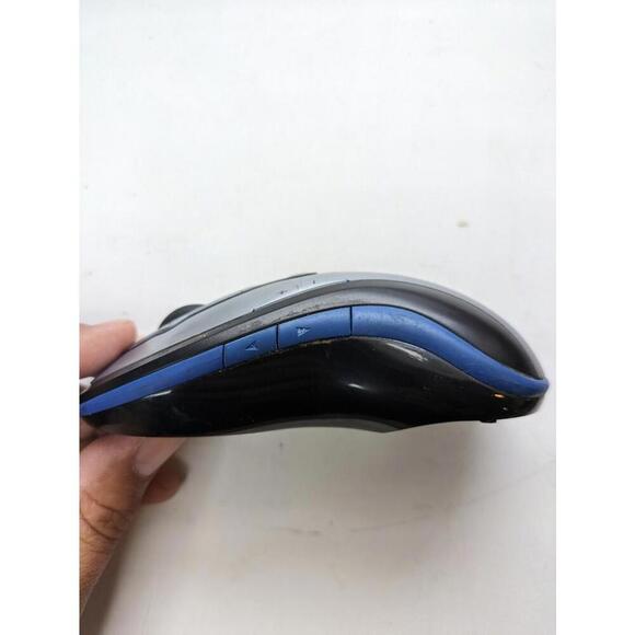 Logitech M-RAM99 Wireless Mouse- No Dongle - Picture 2 of 5